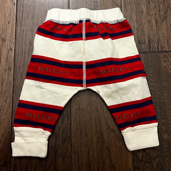 Gucci Kids Cream and Red Logo Joggers - Picture 4 of 4